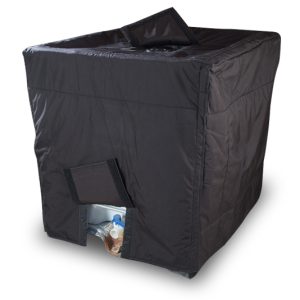 Insulated Deluxe cover with integrated lid.